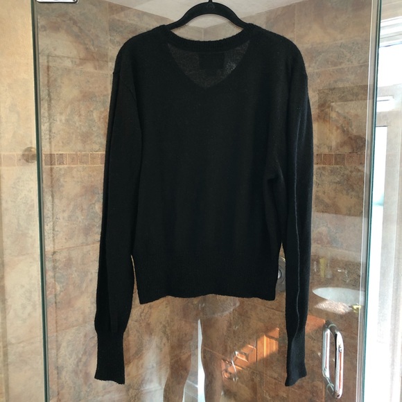 Wildfox White Label V-Neck Sweater - Picture 4 of 4
